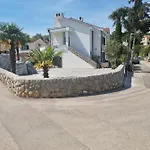Marta *